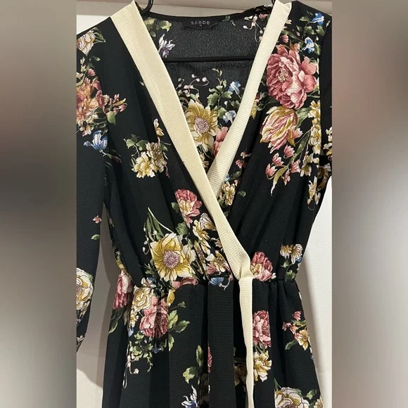 Scobe Floral Dress cute for Easter! - Picture 3 of 9